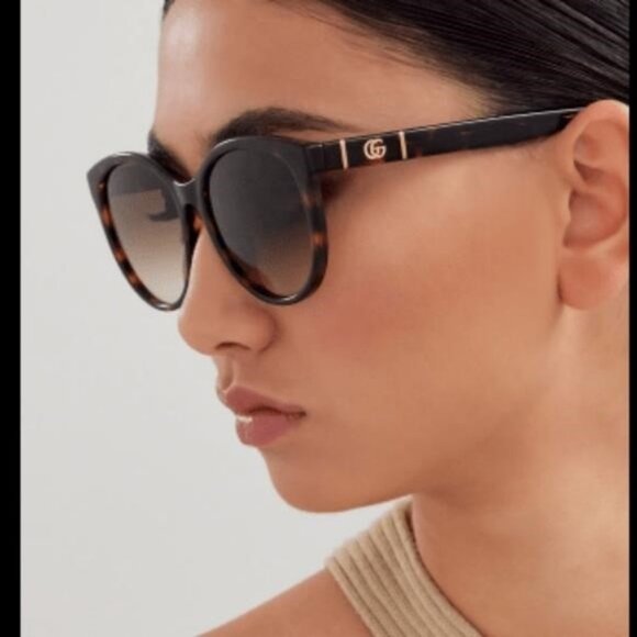 New - GUCCI GG0636SK 002 round Gucci sunglass comes in a dark havana frame with - Picture 1 of 11